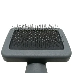 Slicker Brush